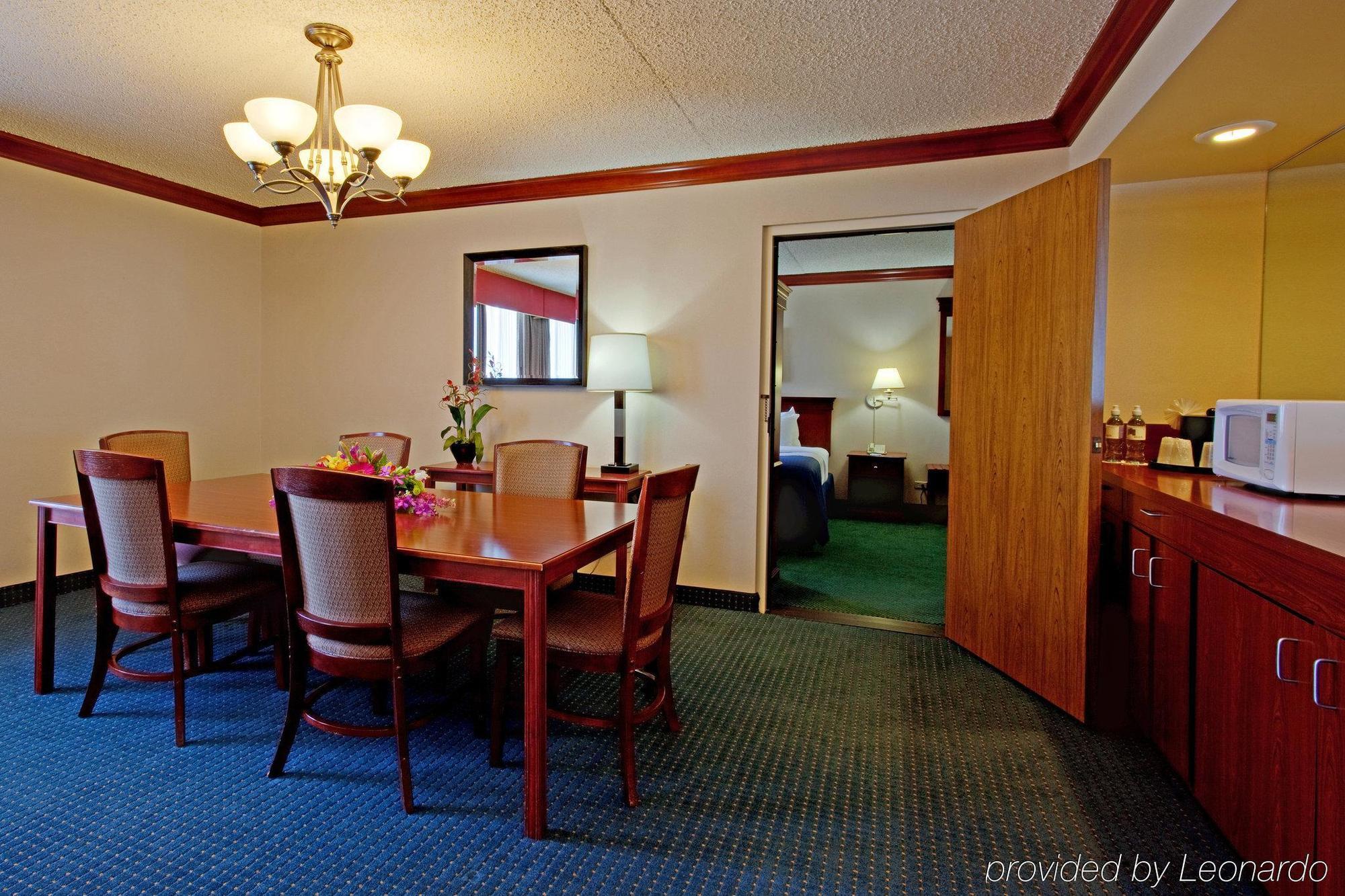 Holiday Inn La Mirada Buena Park By Ihg Pokoj fotografie